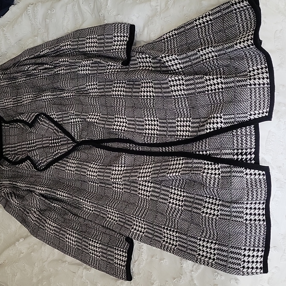 Long Vince Camuto Houndstooth Jacket